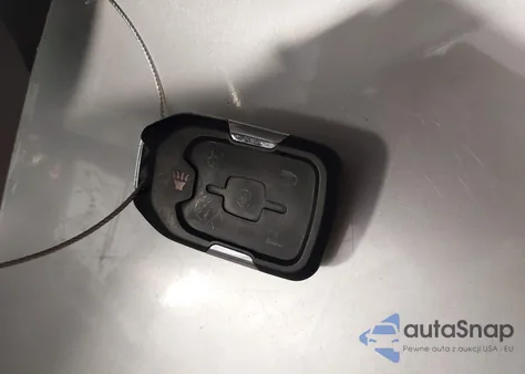 2015 Chevrolet Suburban 1500 Ltz z USA, uszkodzony, nr VIN 1GNSKKKC7FR270358